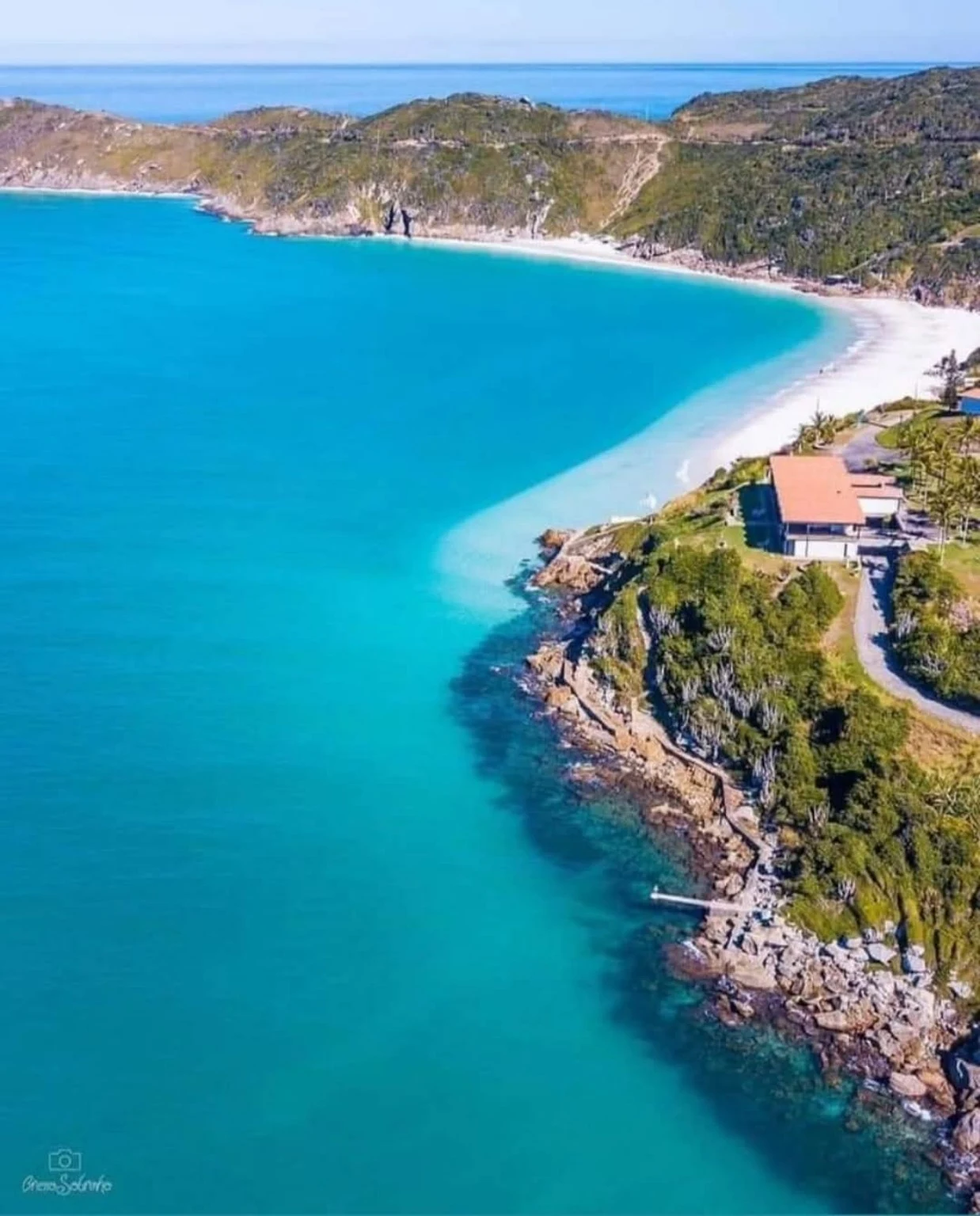 Vista do litoral de Arraial do Cabo